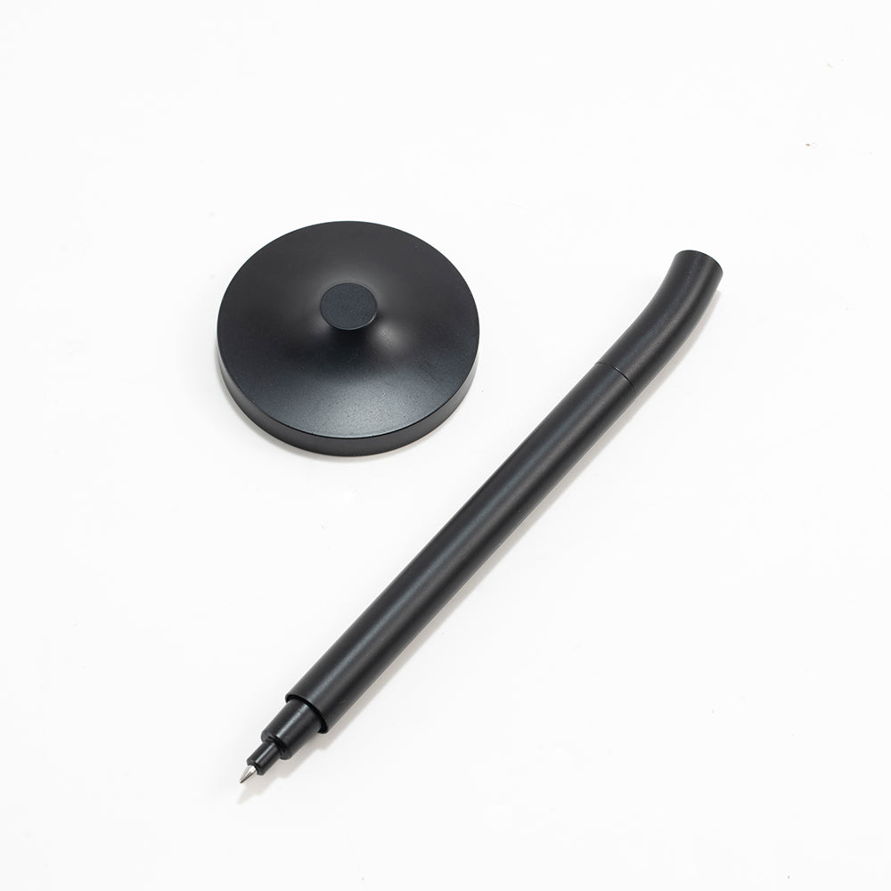DESK MAGPEN – Sleek Matte Black Aluminum Roller Pen with 0.7mm Blue Ink & Matching Stainless Steel Base