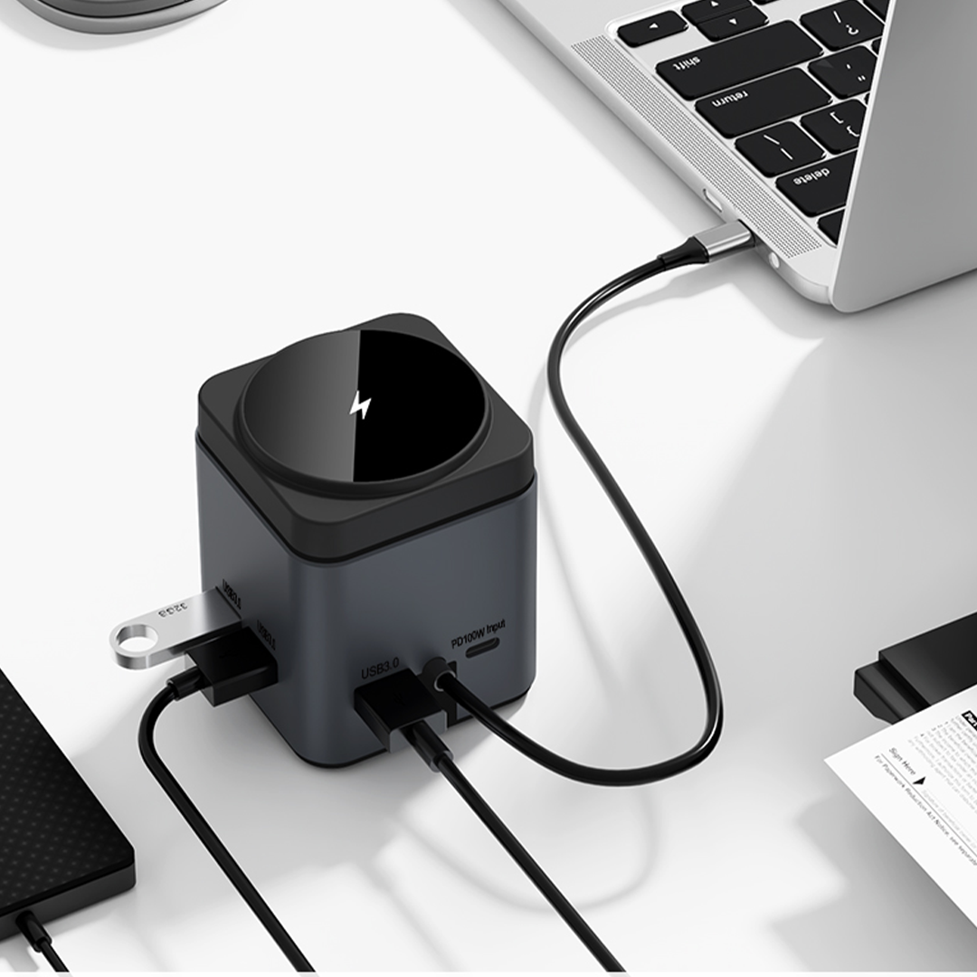 8n1 HUB – Gunmetal Multi-Port Charging Hub with Integrated MagSafe Wireless Charging & 100W Type-C Power