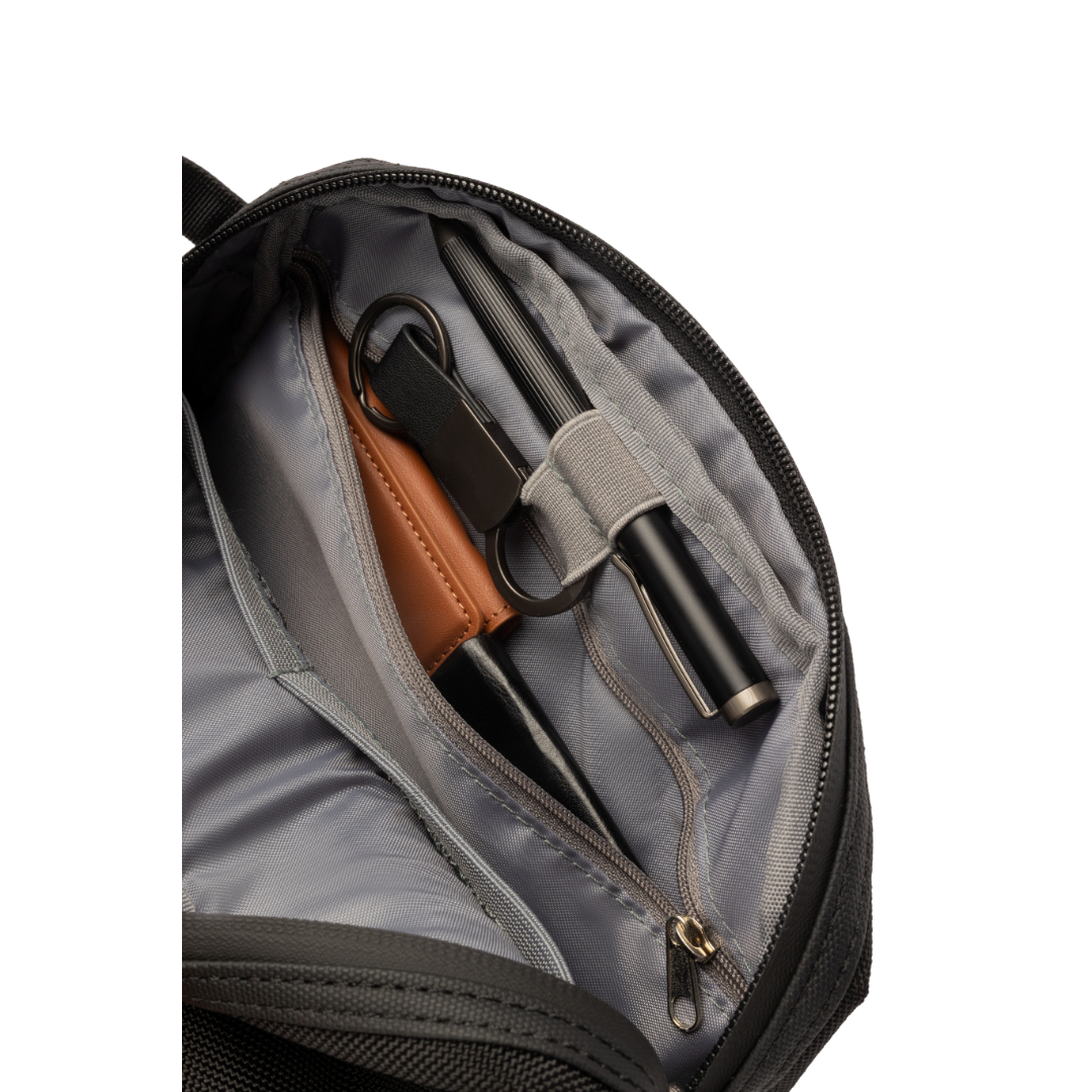 O-Pouch Modern Essentials Bag