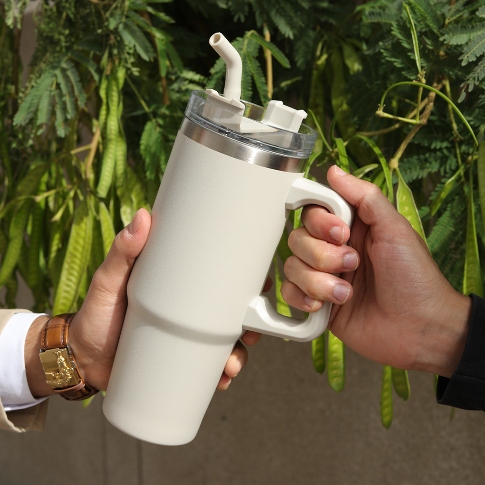 MEGAFLASK - Versatile 900ml