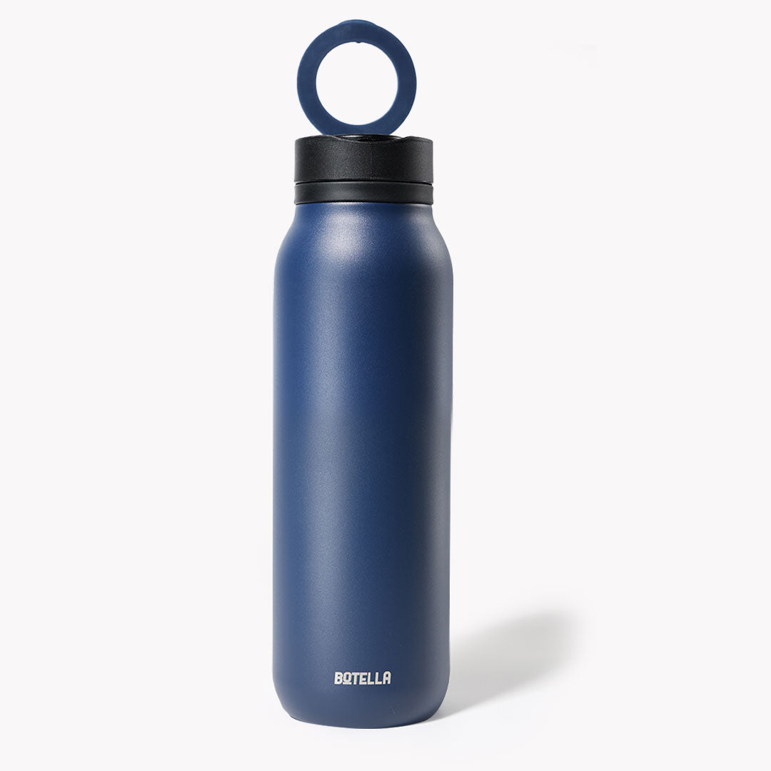 BOTELLA PRO - 900ml Multi-Functional Drink Bottle with Magnetic Phone Loop