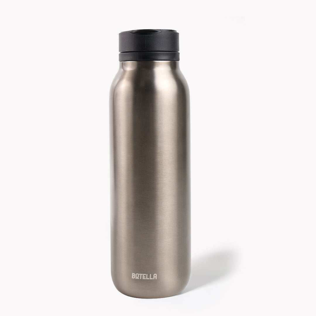 BOTELLA PRO - 900ml Multi-Functional Drink Bottle with Magnetic Phone Loop