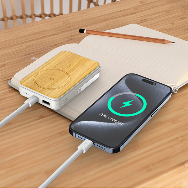 BAM POWER: 10,000mAh MagSafe Power Bank - Eco-Friendly Charging with 15W Wireless Capability