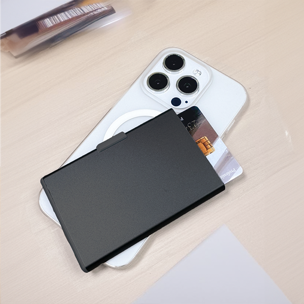 SLIM CARD - RFID & NFC Blocking Magnetic Aluminium Card Holder