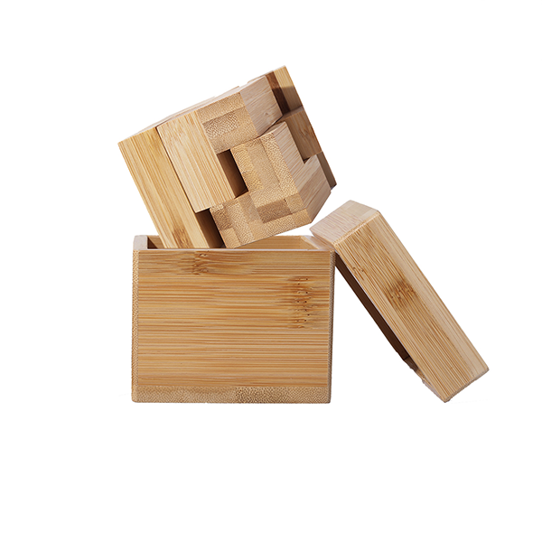 PUZZLE BOX - Engaging Wooden Cube Puzzle for Creative Minds