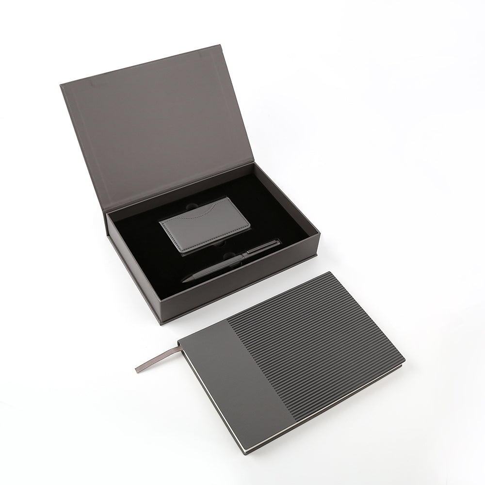 AGENDA PRO SET – Executive 4-Piece Notebook Gift Set with PU Binder, Metal Pen & Card Holder for Professionals