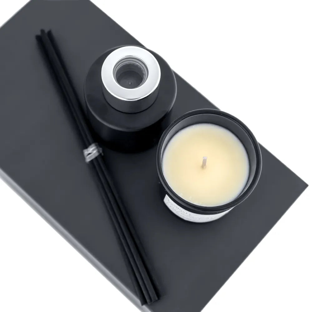 Scented Candle and Aroma Reed Diffuser with 6 Pcs Sticks Gift Sets