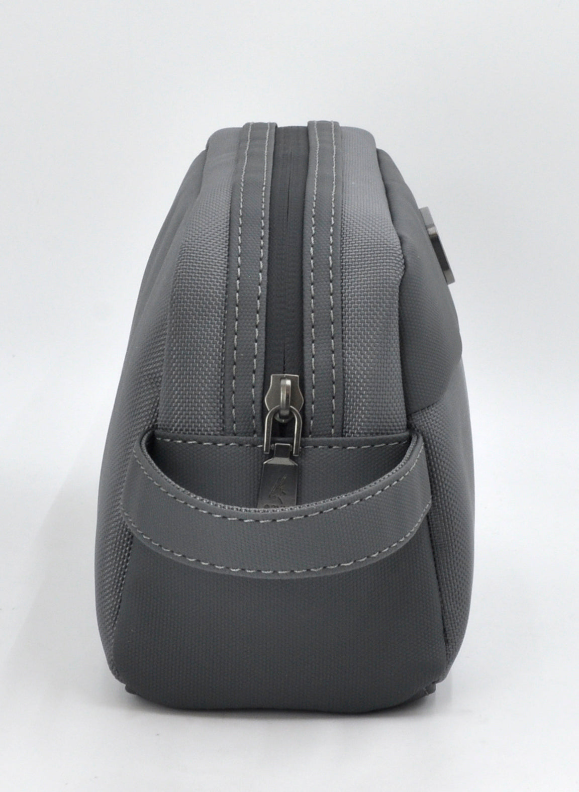 O-Pouch Modern Essentials Bag