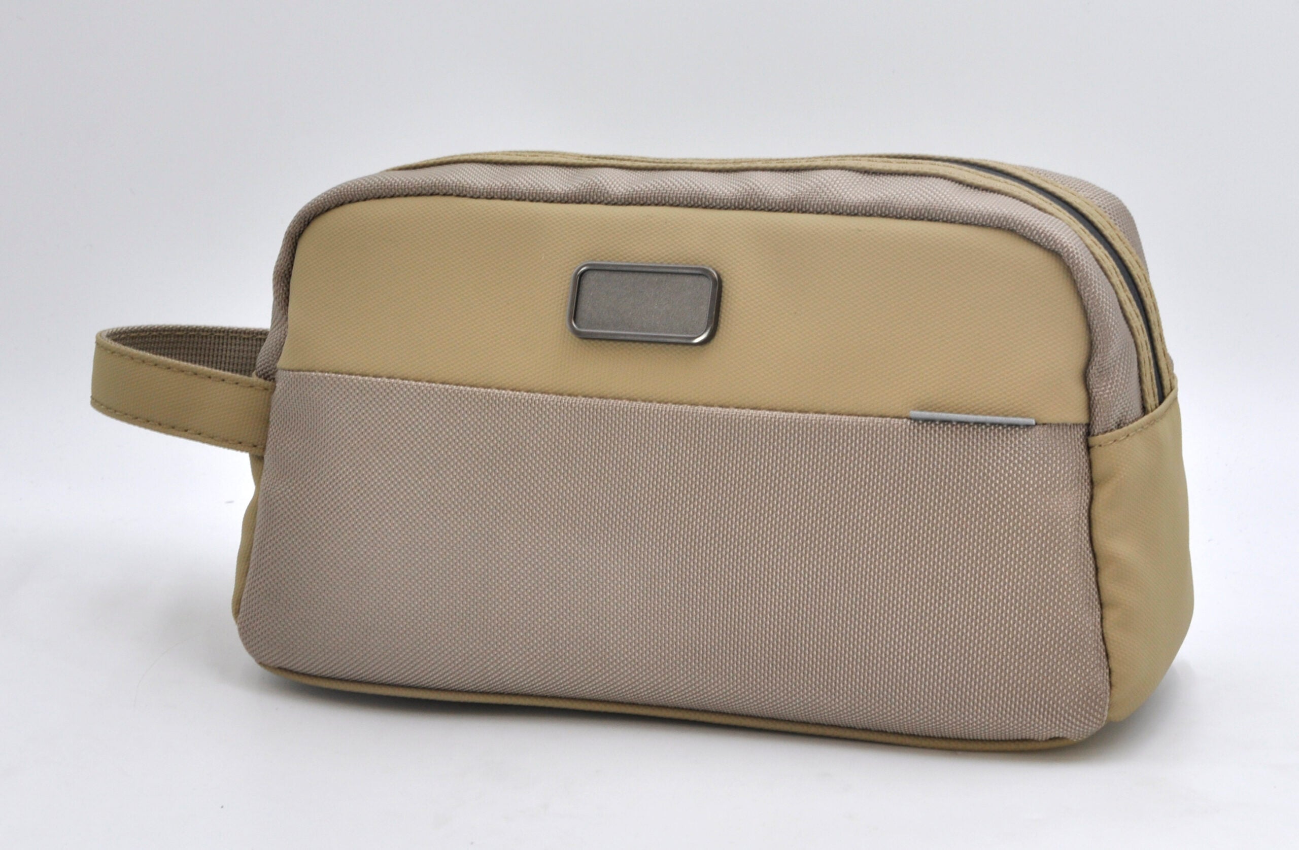 O-Pouch Modern Essentials Bag